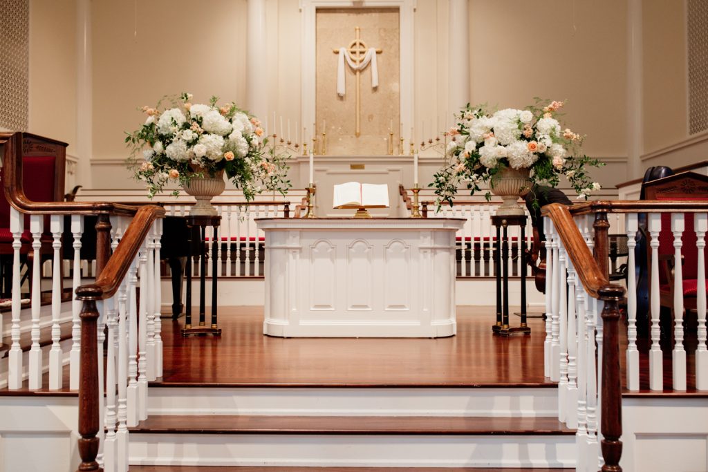 Stems Atlanta floral & event design, United Methodist Church in Marietta, beautiful summer arrangements